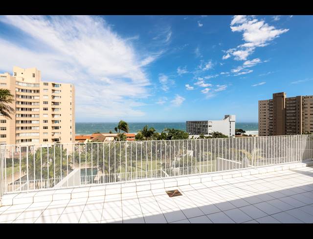 3 BEDROOM APARTMENT FOR SALE IN UMHLANGA CENTRAL